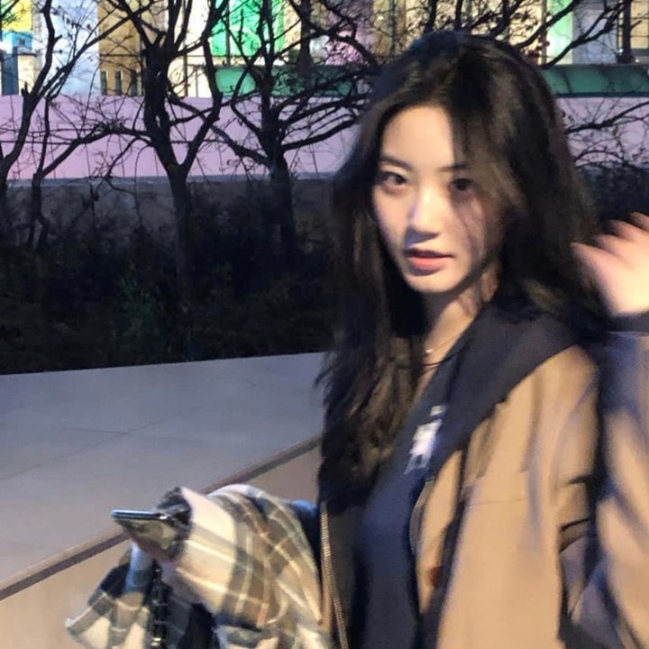 玉女寻春